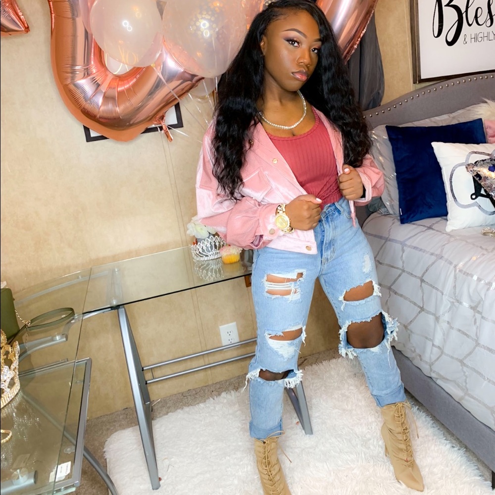 Prettylittlething boyfriend ripped jeans